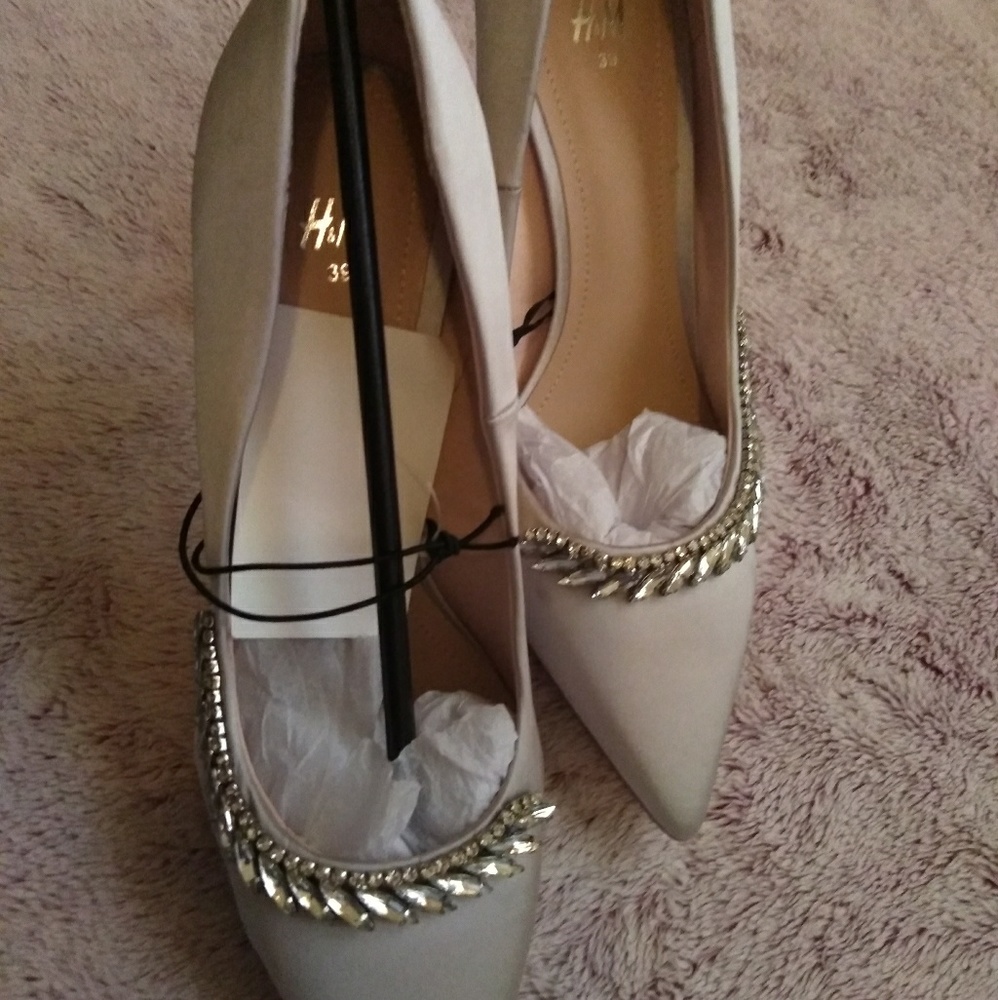 H/M grey heels